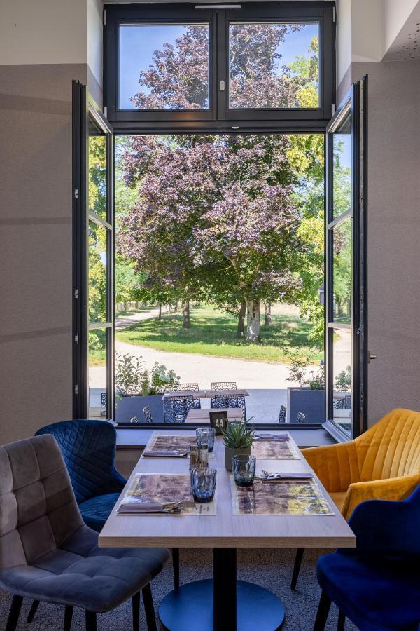 Hotel Au Chateau Villers-lès-Nancy 外观 照片